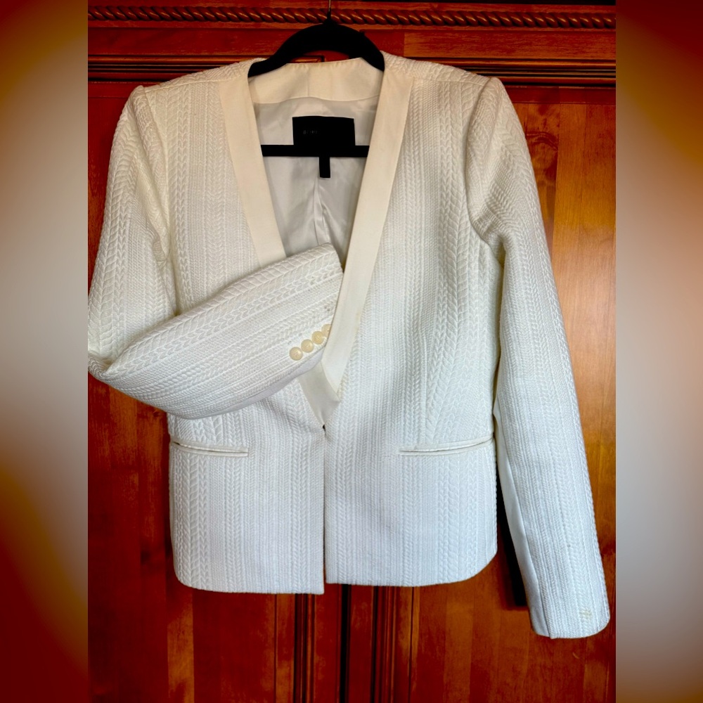 BCBGMAXAZRIA COAT